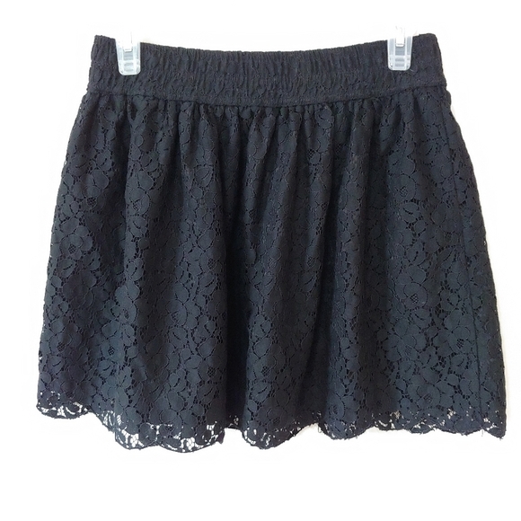 Aritzia Talula Wendy Black Lace Skirt - Picture 2 of 8
